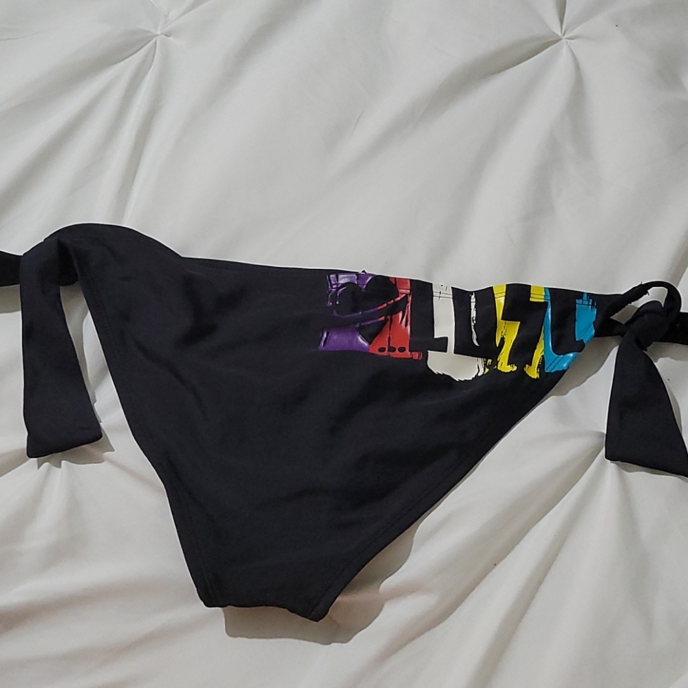 Bikini bottom